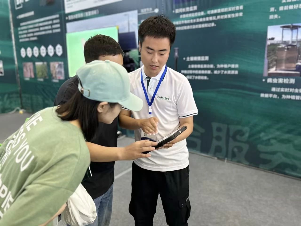 慧尔智慧水肥一体化模式产品亮相2023新疆农业机械博览会(图6) 慧尔智慧水肥一体化模式产品亮相2023新疆农业机械博览会(图6)