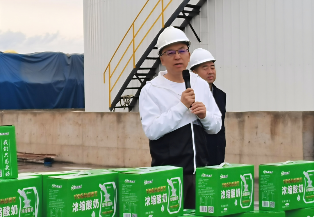 坚守岗位显担当 关怀慰问暖人心丨 “五一劳动节”李保强董事长亲切慰问坚守一线员工(图4)
