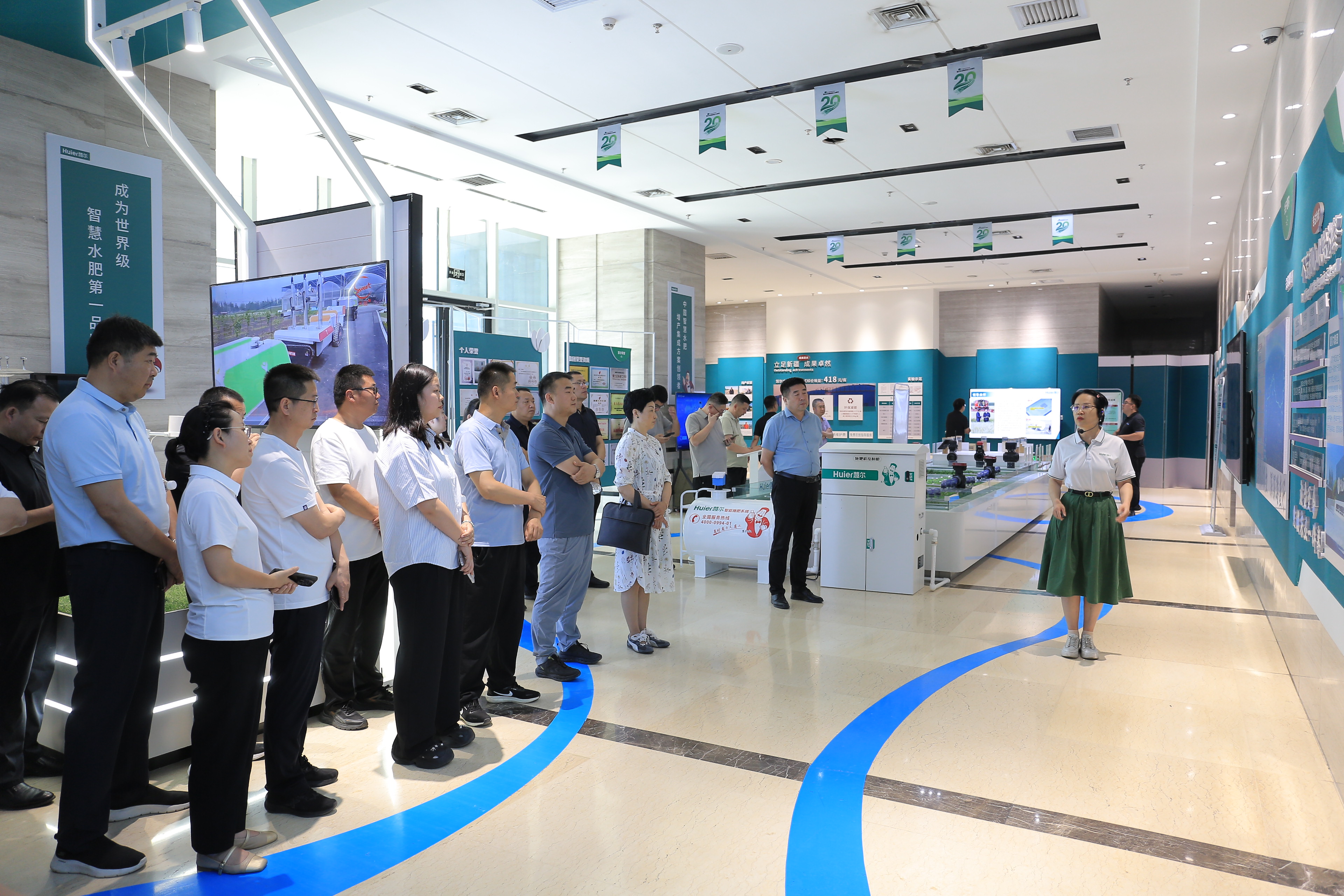 自治区市场监督管理局实地观摩慧尔农业集团知识产权示范企业创建之路